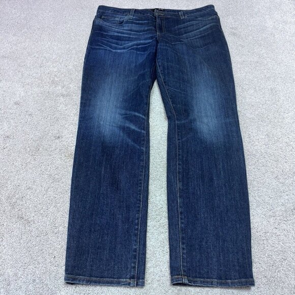Classic Blue Women's Jeans - Picture 5 of 13
